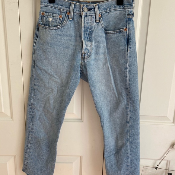 Levi’s 501 Skinny Jeans - Picture 2 of 6